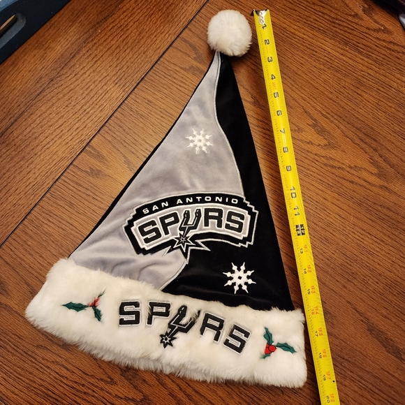 San Antonio Spurs Christmas Stocking Hat - Picture 9 of 9